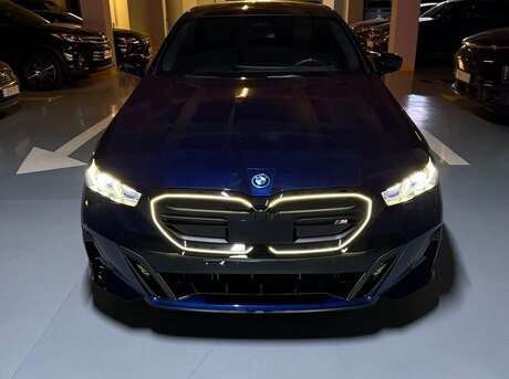 BMW i5 2023