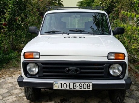 LADA (VAZ) Niva 2002