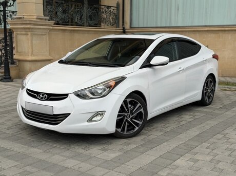 Hyundai Elantra 2012