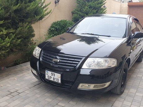 Nissan Sunny 2010