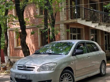 Toyota Corolla 2004