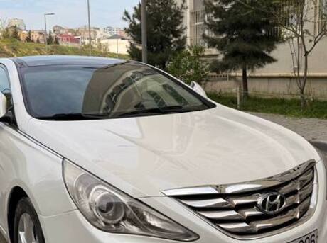 Hyundai Sonata 2010