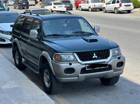 Mitsubishi Nativa 2000