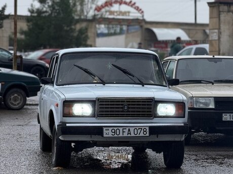 LADA (VAZ) 2107 2005