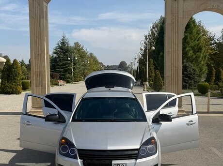 Opel Astra 2006