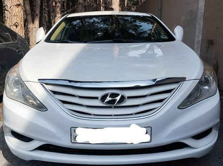 Hyundai Sonata 2010
