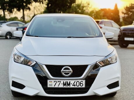 Nissan Versa 2020
