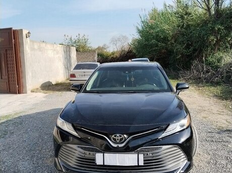 Toyota Camry 2017