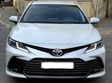 Toyota Camry 2023