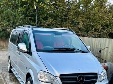 Mercedes  2005