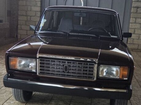 LADA (VAZ) 2107 2010