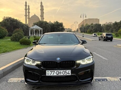 BMW 330 2017