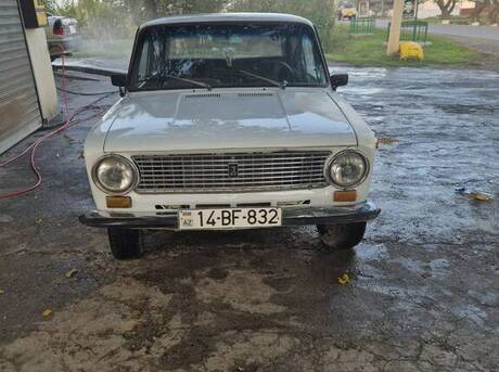 LADA (VAZ) 21011 1983