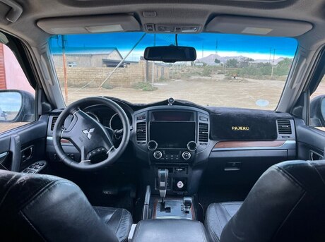 Mitsubishi Pajero 2007