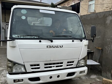 Isuzu NPR 66 L 2008