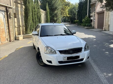 LADA (VAZ) Priora 2015