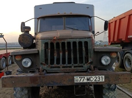 Ural 4320 1990