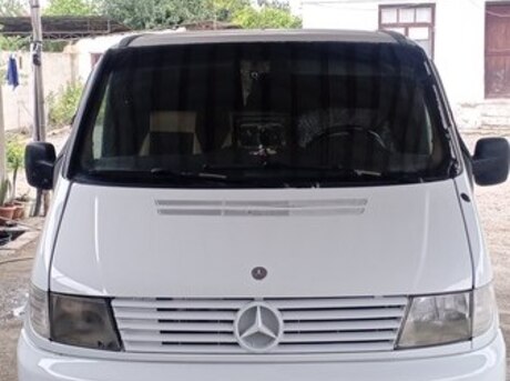 Mercedes  2000