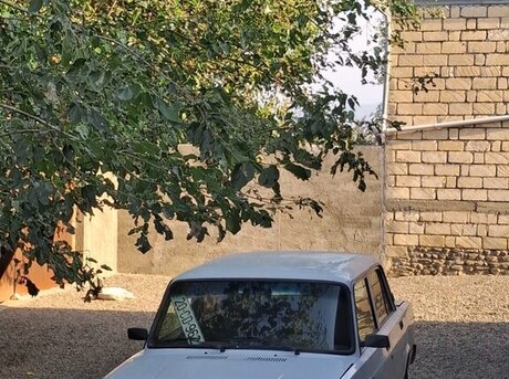 LADA (VAZ) 2107 2005