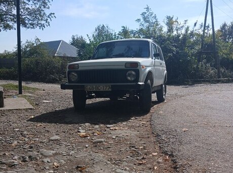 LADA (VAZ) Niva 1988