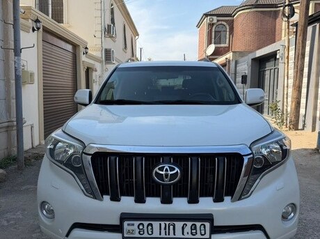 Toyota Land Cruiser Prado 2013