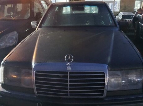 Mercedes 300 D 1990