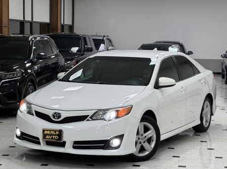 Toyota Camry 2014