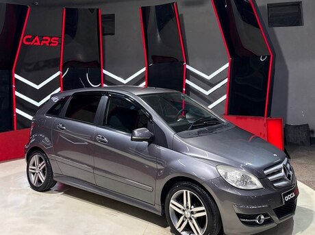 Mercedes B 170 2010