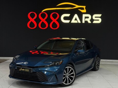 Toyota Camry 2025