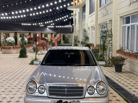 Mercedes E 280 4MATIC 1998