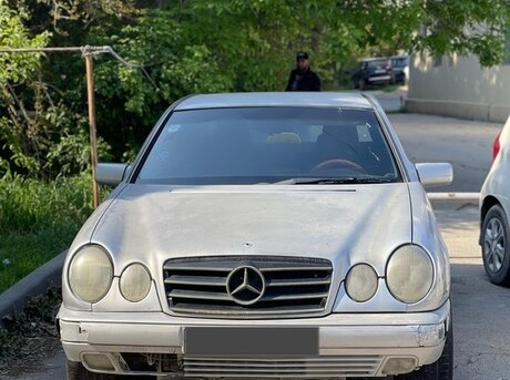 Mercedes E 230 1995