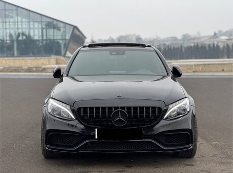Mercedes C 300 4MATIC 2016