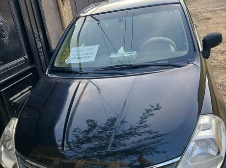 Nissan Tiida 2008