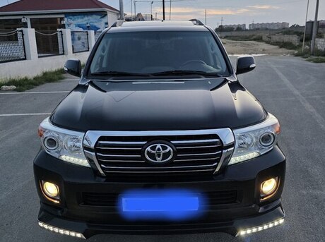 Toyota Land Cruiser 2013