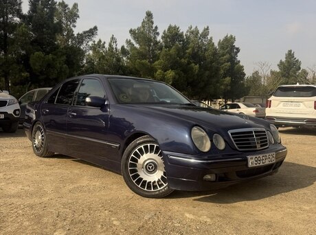 Mercedes E 270 2000
