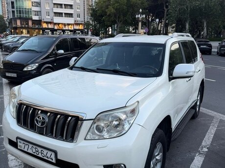 Toyota Land Cruiser Prado 2012