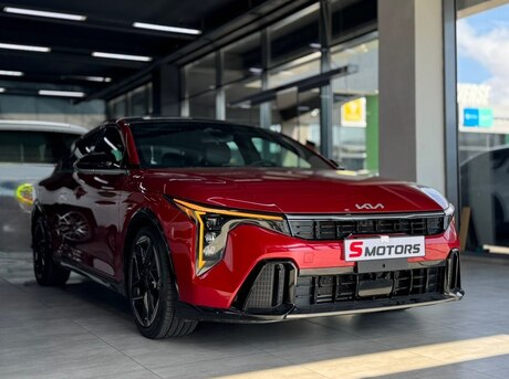 Kia  2025