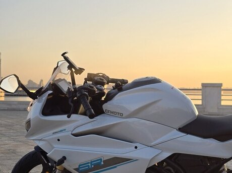 CFMOTO 250 SR 2025