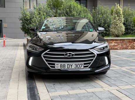 Hyundai Elantra 2018