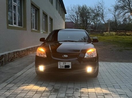 Kia Rio 2005
