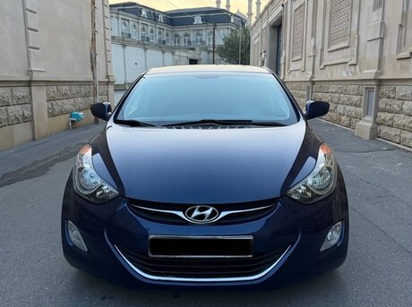 Hyundai Elantra 2013