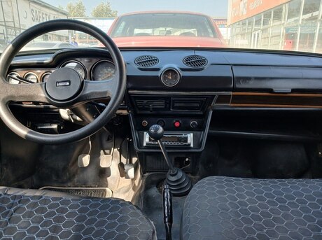 LADA (VAZ) 2106 1988