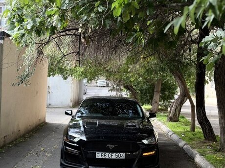 Ford Mustang 2021