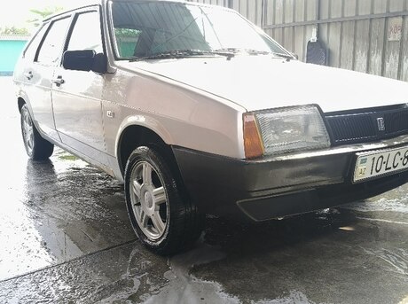 LADA (VAZ) 2109 2002