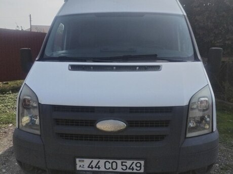Ford Transit 2010