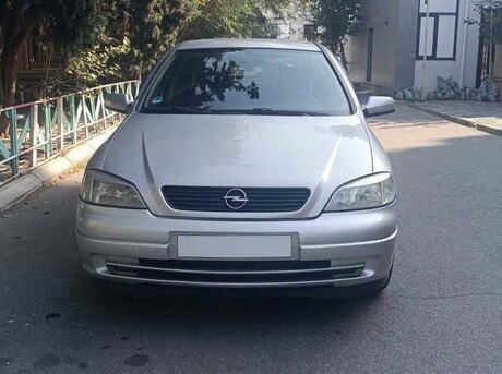 Opel Astra 2000