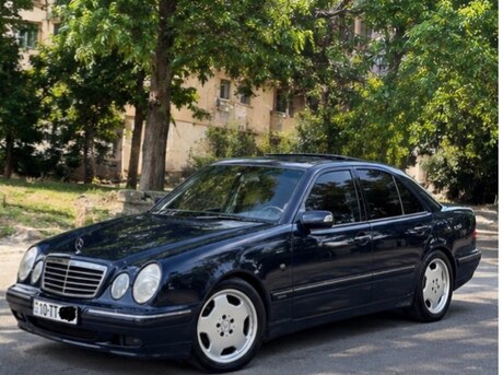 Mercedes E 240 2000