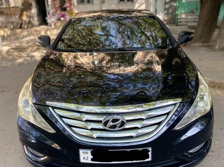 Hyundai Sonata 2010