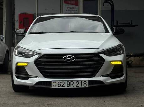 Hyundai Elantra 2018