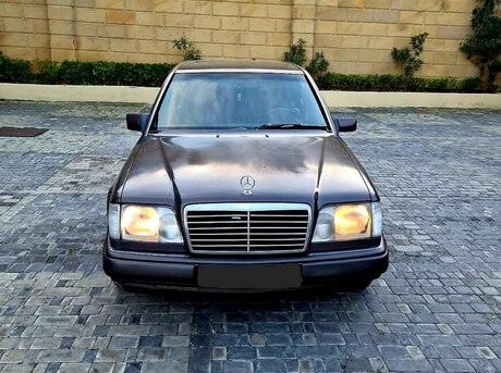 Mercedes E 220 1995